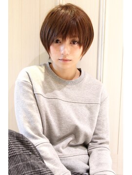 レウナ 外苑前(Reuna) 黒髪でも可愛く決まるコンパクトショート