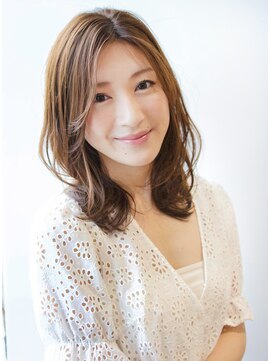 アフロート ルヴア(AFLOAT RUVUA) AFLOAT RUVUA高橋京佳『大人なレイヤーとふんわり柔らかパーマ』