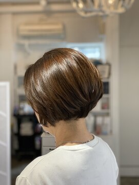 ツムグ 代官山店(TUMUGU) 大人可愛い前下がりボブ/ニュアンスカラー白髪ぼかし脱白髪染め