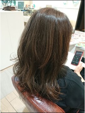 ヘアーアンドビューティーショップ エボルティー(hair&beauty shop EvoLuty) ロングレイヤー
