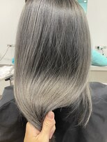 リーホリエ(Lee Horie)&nbsp;グレー系のハイトーンカラー◎