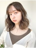 大人可愛いミディアムパーマ