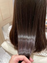 とにかくパサつく。。。いくらスタイリング剤をつけてもパサパサ広がる[縮毛矯正/レイヤーカット/稲毛]