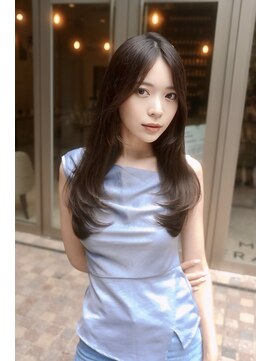 クム(kumu) 【kumu】 ロングレイヤー/顔周りカット/栄/名古屋