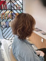 ザイエロー(THE YELLOW)&nbsp;ハイライトカラーとパーマスタイル♪