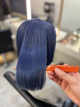 ブレンド 渋谷(BLend) 縮毛矯正.レイヤーカット.ブルーブラック.髪質改善. 黒髪