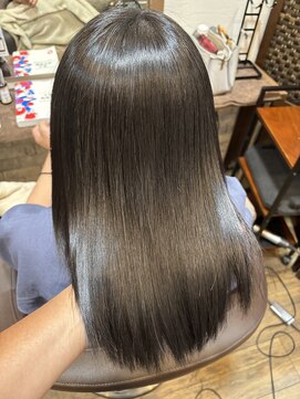 ルトゥール(retour) ミディアムボブ