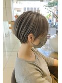魅せる白髪ぼかしハイライト×ショートボブ/小田急相模原