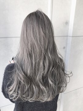 アミ(Ammi) ◆ダブルカラー/レイヤー/イルミナカラー/髪質改善/縮毛矯正