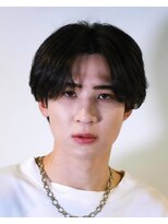 エノア 銀座(ENORE)&nbsp;メンズ縮毛矯正で自然なセンターパートスタイル　髪質改善