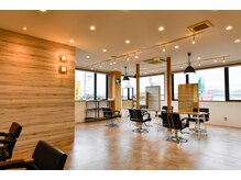 アグ ヘアー オーサム 吉田店(Agu hair awesome)の雰囲気（こだわりが詰まった空間★リラックスしてお過ごしください。）