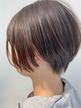 テトヘアー(teto hair) short(前下がりショート、ベージュ、大人ショート)