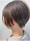 short(前下がりショート、ベージュ、大人ショート)