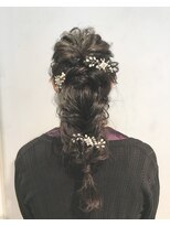 ヴァンクシー バイ ルナ(VANKCY by Luna) 結婚式 二次会 編みおろし 大人可愛い 大人 ロング 編みこみ