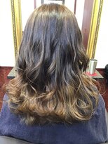 アマラ 立川(amara)&nbsp;外国人風バレイヤージュ