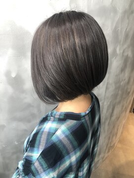 リュッカ(Lyuck) シルバーグレー