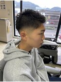 ミドルフェードカット