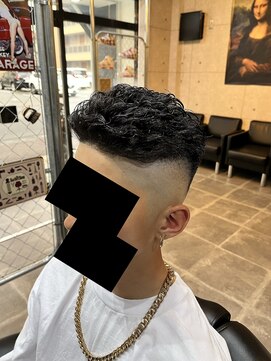 アルファベットシーガム(C gam) 魅せるスキンフェード、男はやっぱ0ミリから