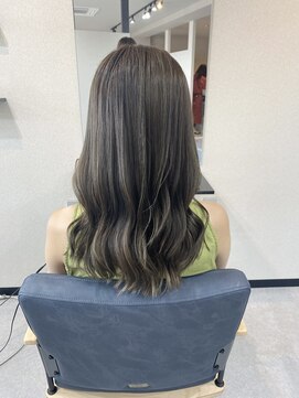 リュクレア(Luclea) 透明感×アッシュベージュ