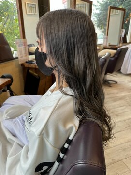 バルス(BLS) 派手すぎないグレージュ【髪質改善/デザインカラー】