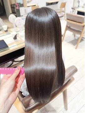 プラグ バイ ネオリーブ(plug by neolive) シルキーベージュ×髪質改善 [髪質改善/縮毛矯正]韓国T