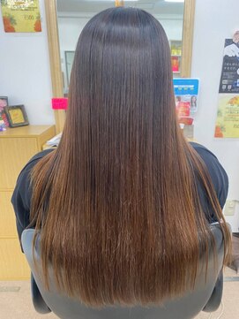 ラポールヘア北谷店 輝矯正