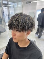 ロンド ローガン 名駅(Lond LOGAN)&nbsp;ツイストスパイラル　金メッシュハイライト