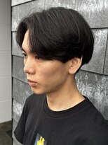 ヒュイル バイ ニアウ(Hwyl by Niau)&nbsp;メンズマッシュパーマニュアンスパーマスパイラルパーマ刈り上げ