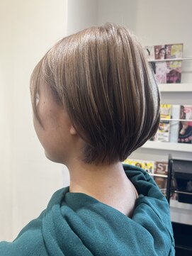 ブレイク トロワ(BREK TROIS) BREK/20代30代40代大人カジュアル美髪ヘア/くびれヘア/髪質改善