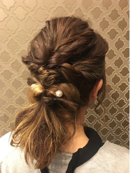 【東戸塚駅徒歩4分】大切な日のヘアセットはHEARTにお任せ☆一日中可愛いが続く♪