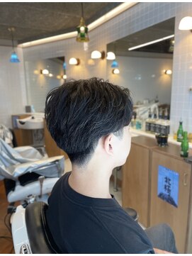 ゼロスバーバー(0's BARBER SHOP) フェザーパーママッシュ×韓国風マッシュ×シースルーバング