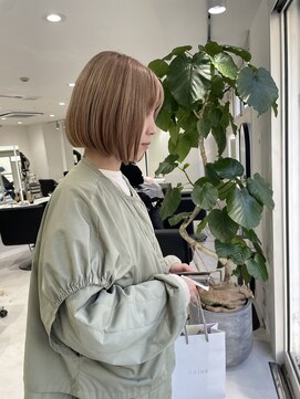 ノーム(NORME) グレージュカラー