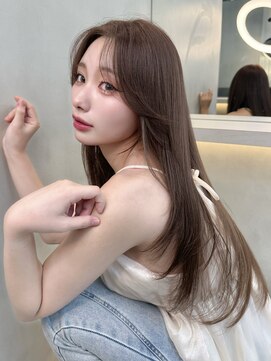 グロー 大宮(GLROW) 髪質改善縮毛矯正/レイヤーカット/ハッシュカット/顔まわり/大宮