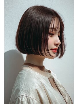 ノイエ 原宿 北参道(NoIE) 暗めカラーナチュラルブラウンボブ切りっぱなしボブ外ハネボブ