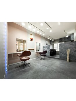 日暮里エリアの人気なサロンの中に、メンズ専門サロンが誕生＊駅近の好立地で通いやすい◎