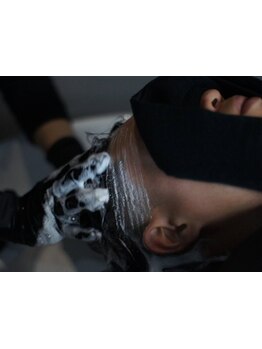 【ヘッドスパ（エイジングケア）＋カット\10000】日々の疲れを癒すヘッドスパメニューもご用意しております