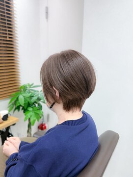 ステラバイケンジ 藤沢(STELLA by KENJE) 白髪ぼかし細めハイライト30代40代50代【藤沢　藤沢駅】