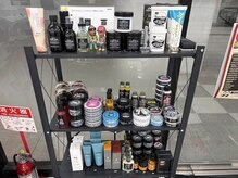 トニー 馬車道 桜木町店(TONY)の雰囲気（店舗販売も豊富に取り扱っております）