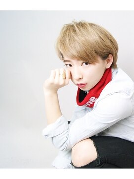 ヘアサロンエムフィス 池袋東口(HAIR SALON M Fe's) ハイトーンショート ヌーディーカラー☆