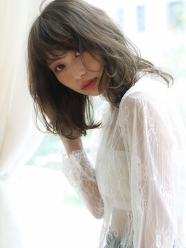 マイラ 銀座(myla) 大人可愛い透け感カーキグレージュ小顔ひし形レイヤー20代30代