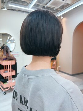 ロウバイレボ 柏(lou by revo) ショートボブ/ミニボブ/マッシュ/切りっぱなし/柏駅