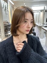 ヴィオットバイサロン(Viot by Salon)&nbsp;前髪あり韓国美髪エアリーロングピンクブラウン切りっぱなしボブ