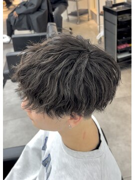 メンズフィール 東梅田店(MENS FEEL) 波巻きスパイラルパーマ30%