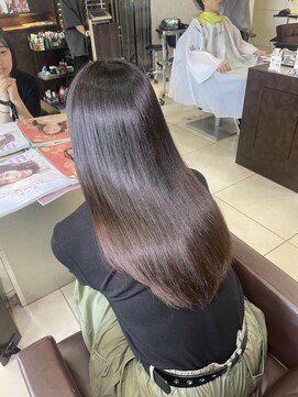 フォルテ 草薙店 【圧倒的ツヤ髪】髪質改善縮毛矯正岩崎拳士郎