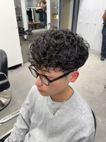 グルーマーズトウキョウ(GROOMER/S TOKYO)&nbsp;神保町スペインカールブルーブラック韓国マッシュツーブロック☆