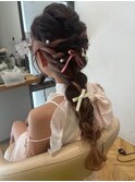 お呼ばれヘアセットインナーカラー編みおろしリボンヘアアレンジ