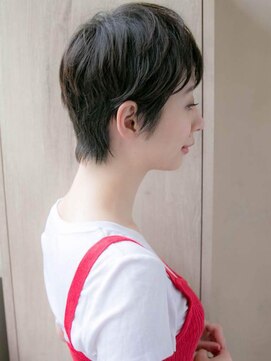 ルティア(Lutia) ジェンダーレス グレージュ 大人かわいい★★