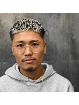 アイコン ブルー メンズ(I-CON #blue MEN'S) ☆ハイトーン×クロップスタイル☆【池袋フェード】