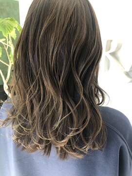 ジャガラ 千葉駅北口店(JAGARA) キャラメルベージュ【千葉・千葉駅・千葉駅北口】