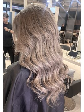 リア 近鉄八尾店(Lia) グレージュカラー